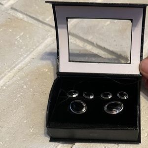 NIB- 🎁Pronto Uomo Cuff Links & Studs Black & Silver…90’s?